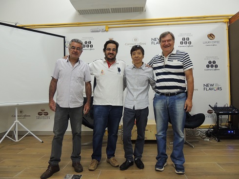 carmo-%e5%85%b1%e5%90%8c%e7%b5%8c%e5%96%b6%e8%80%85-%e3%82%ab%e3%83%ab%e3%83%a2%e3%81%ae%e5%b8%82%e9%95%b7%e6%96%b9